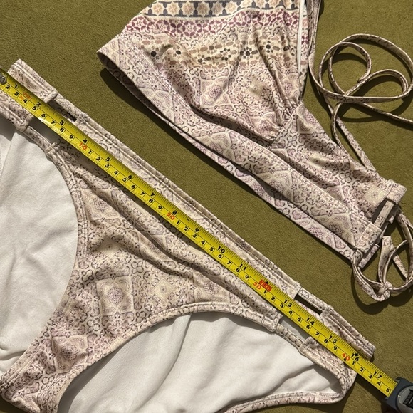 Athleta Aqualuxe Kitten Kisses Bikini Set Medium 59 - Picture 10 of 16